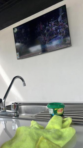 Apartamento y piscina privado a 5 minutos del aeropuerto RVM